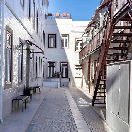 FLH Vila Rosário Cosy Flat I-3